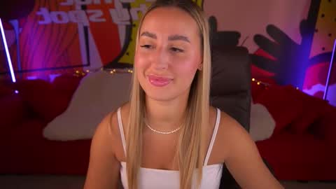 Lia online show from 09-15-25, 06:46