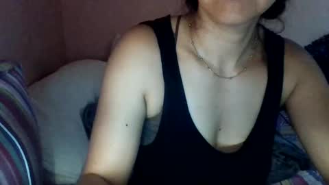 paolamz10 online show from 06-10-26, 12:00