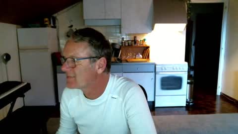 Snapshot of papa_show chatting on 01-09-25, 03:01 papa_show online show from 01-09-25, 03:01