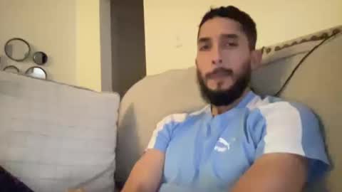 papicubano_guapo23cm online show from 10-17-25, 05:10