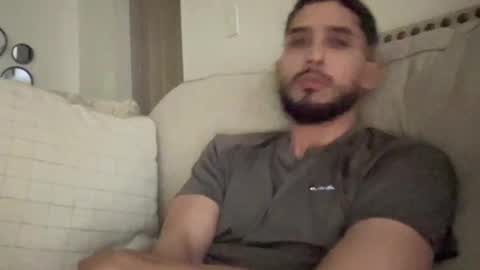 papicubano_guapo23cm online show from 12-23-25, 06:44