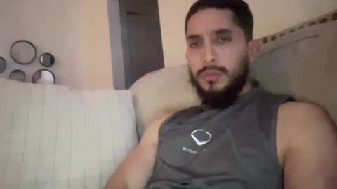 papicubano_guapo23cm online show from 02-27-26, 06:13