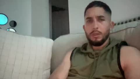 Snapshot of papicubano_guapo23cm chatting on 07-03-26, 08:54 papicubano_guapo23cm online show from 07-03-26, 08:54