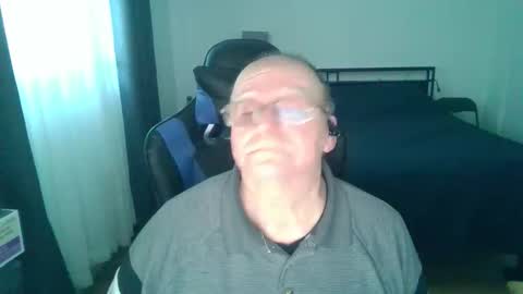 Snapshot of papilly chatting on 02-24-26, 10:08 papilly online show from 02-24-26, 10:08