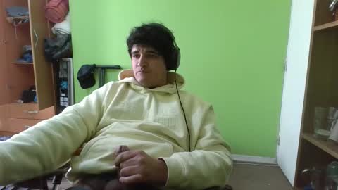 Snapshot of papitowilly999 chatting on 10-12-25, 12:15 Papito online show from 10-12-25, 12:15