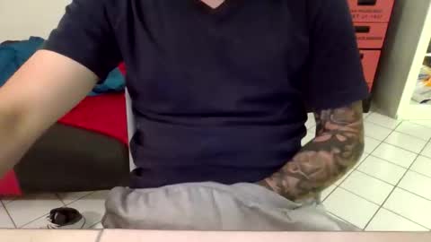 papychuo online show from 11-20-25, 08:41