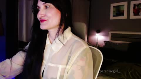 Snapshot of paradisegirl_ chatting on 07-13-26, 09:39 My alter ego Betinna Flowers - a tattooed Miss - Are you missing me come in here - online show from 07-13-26, 09:39