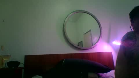 parejarock40346 online show from 12-14-25, 05:02