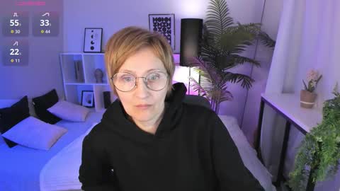 Paris online show from 03-22-26, 06:11