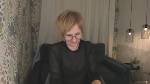 Paris online show from 04-29-26, 06:14