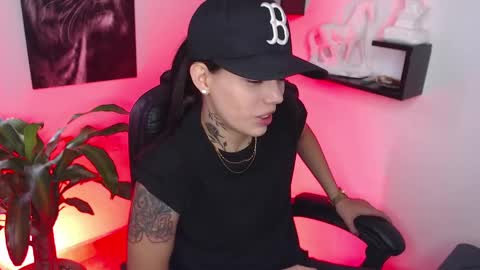 Paris D angelo online show from 03-07-25, 07:38