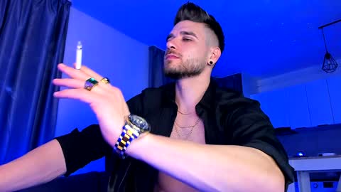 Paris online show from 12-16-24, 01:53