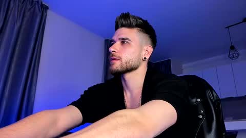 Paris online show from 02-12-25, 03:51