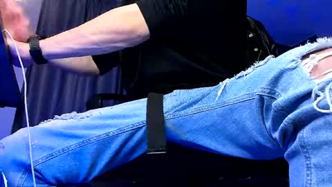 Paris online show from 04-06-26, 02:42