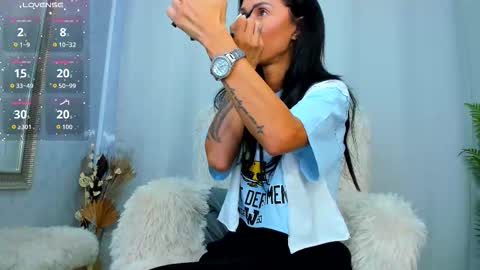 Paris online show from 09-23-25, 03:31