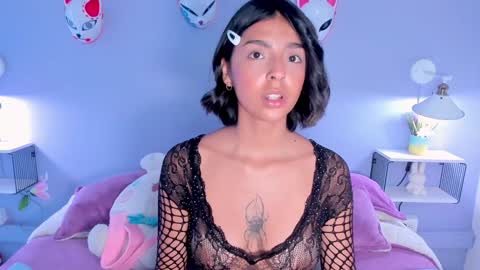 Paris online show from 12-19-24, 11:50