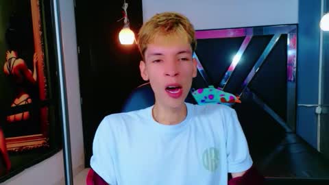 park_jimin1 online show from 12-04-25, 12:03