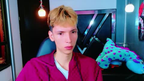 park_jimin1 online show from 12-05-25, 12:14