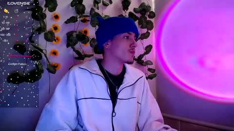 parker_222 online show from 09-28-25, 09:42