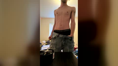 Snapshot of parker_amos chatting on 05-01-26, 02:27 Parker online show from 05-01-26, 02:27