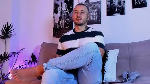 parker lavine online show from 12-21-25, 01:02