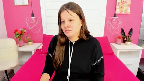 parker_mia02 online show from 11-24-25, 12:38