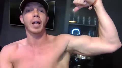 Snapshot of parkerflexes chatting on 04-13-26, 01:49 Parker online show from 04-13-26, 01:49