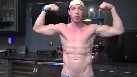 Snapshot of parkerflexes chatting on 04-28-26, 01:16 Parker online show from 04-28-26, 01:16