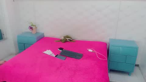 party_fre_girl online show from 11-09-25, 03:38