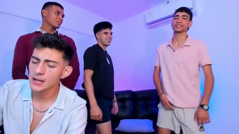 Snapshot of party_guyssex chatting on 02-15-25, 08:11 liampacoyosh and erick online show from 02-15-25, 08:11