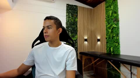 Snapshot of party_guyssex chatting on 03-07-25, 12:56 liampacoyosh and erick online show from 03-07-25, 12:56