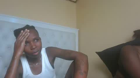 Snapshot of passion_amor1 chatting on 11-14-25, 08:24 PassionAmor online show from 11-14-25, 08:24