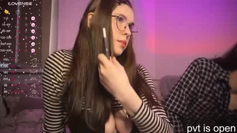 Zoe online show from 10-14-25, 08:26