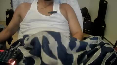 Snapshot of passionfuckin chatting on 07-19-26, 01:42 passionfuckin online show from 07-19-26, 01:42