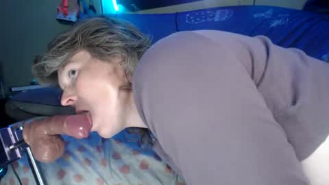 Patchoulisquirtz online show from 10-27-25, 01:42