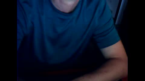 Snapshot of patou1995 chatting on 10-31-25, 07:37 patou1995 online show from 10-31-25, 07:37