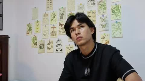 Snapshot of patri_ck_villa chatting on 05-13-26, 11:00 patri_ck_villa online show from 05-13-26, 11:00