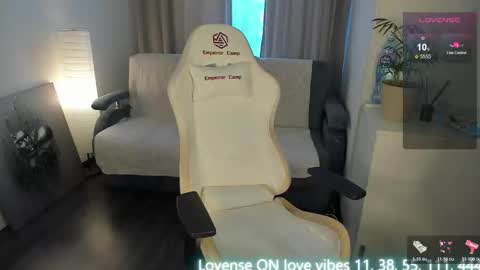 Snapshot of patricia_lions_ chatting on 10-18-25, 06:48 patricia_lions_ online show from 10-18-25, 06:48