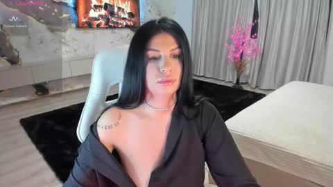 Patricia online show from 11-12-25, 04:46