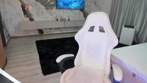 Snapshot of patriciakeys chatting on 07-09-26, 01:53 Patricia online show from 07-09-26, 01:53