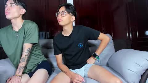 Snapshot of patrick_ander chatting on 02-23-26, 12:24 patrick 19 bottom---- ander 18 top online show from 02-23-26, 12:24