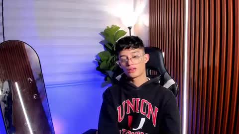 Snapshot of patrick_howland_ chatting on 07-03-26, 03:46 Patrick online show from 07-03-26, 03:46