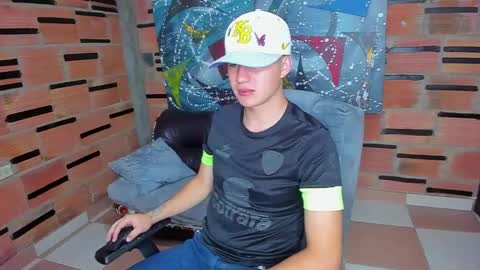 .... online show from 02-01-25, 01:20