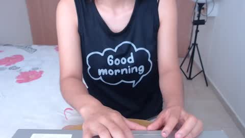 Snapshot of pau_heart chatting on 03-01-25, 09:48 Paulina online show from 03-01-25, 09:48