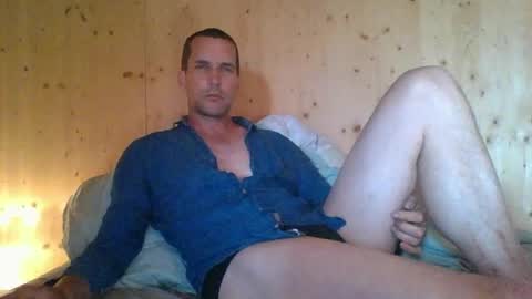 Snapshot of paueriwan chatting on 06-21-26, 04:53 paueriwan online show from 06-21-26, 04:53