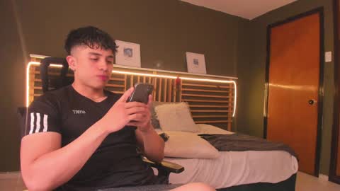 Paul online show from 01-16-25, 05:33