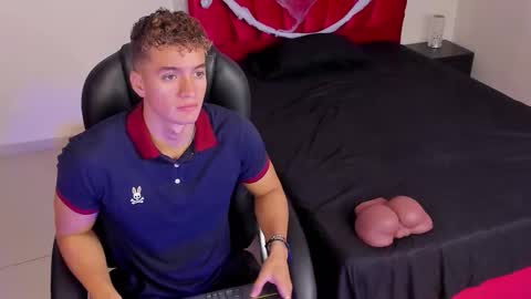 Paull George online show from 10-28-25, 02:42