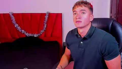 Paull George online show from 11-18-25, 04:22