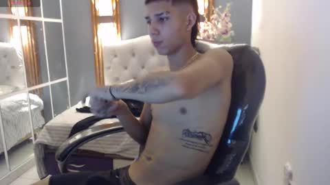 PAUL online show from 12-19-25, 02:13