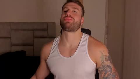 Snapshot of paul_roger chatting on 12-24-24, 12:44 PAUL ROGER online show from 12-24-24, 12:44